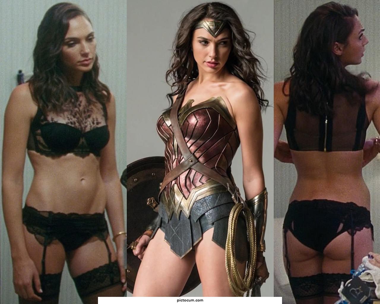 Gal Gadot 360 view