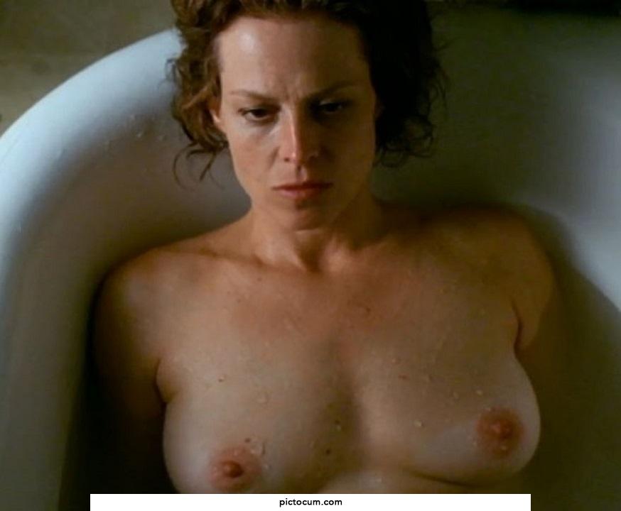 Birthday Girl Sigourney Weaver in the 1999 film "A Map of the World" 1 of 2
