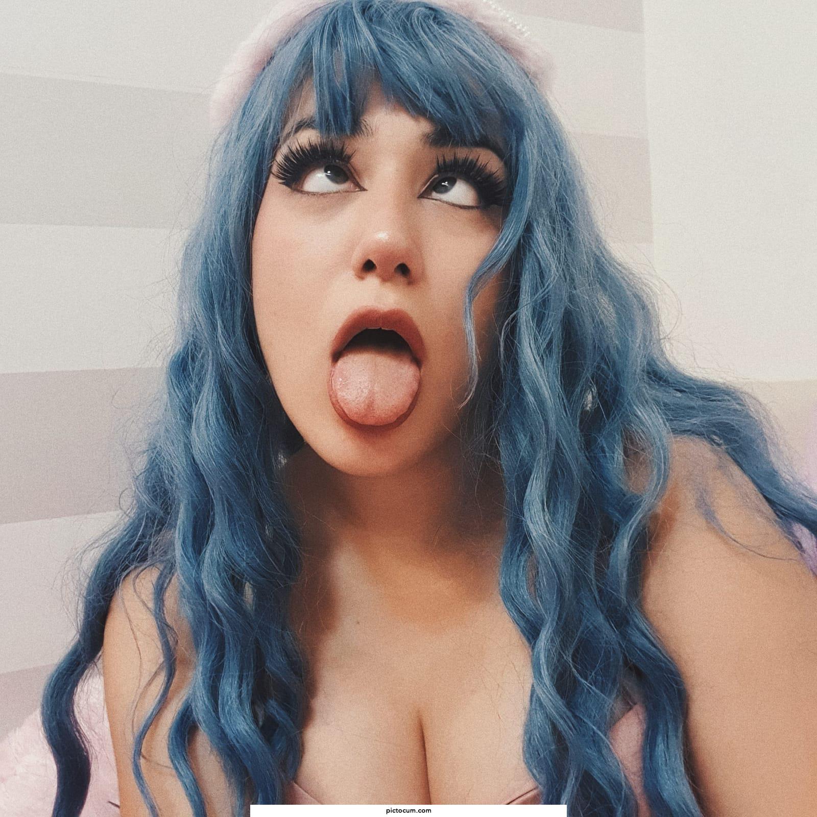 😜