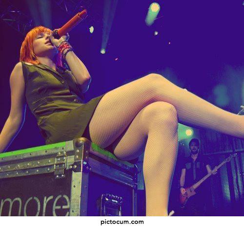Hayley Williams' creamy thighs