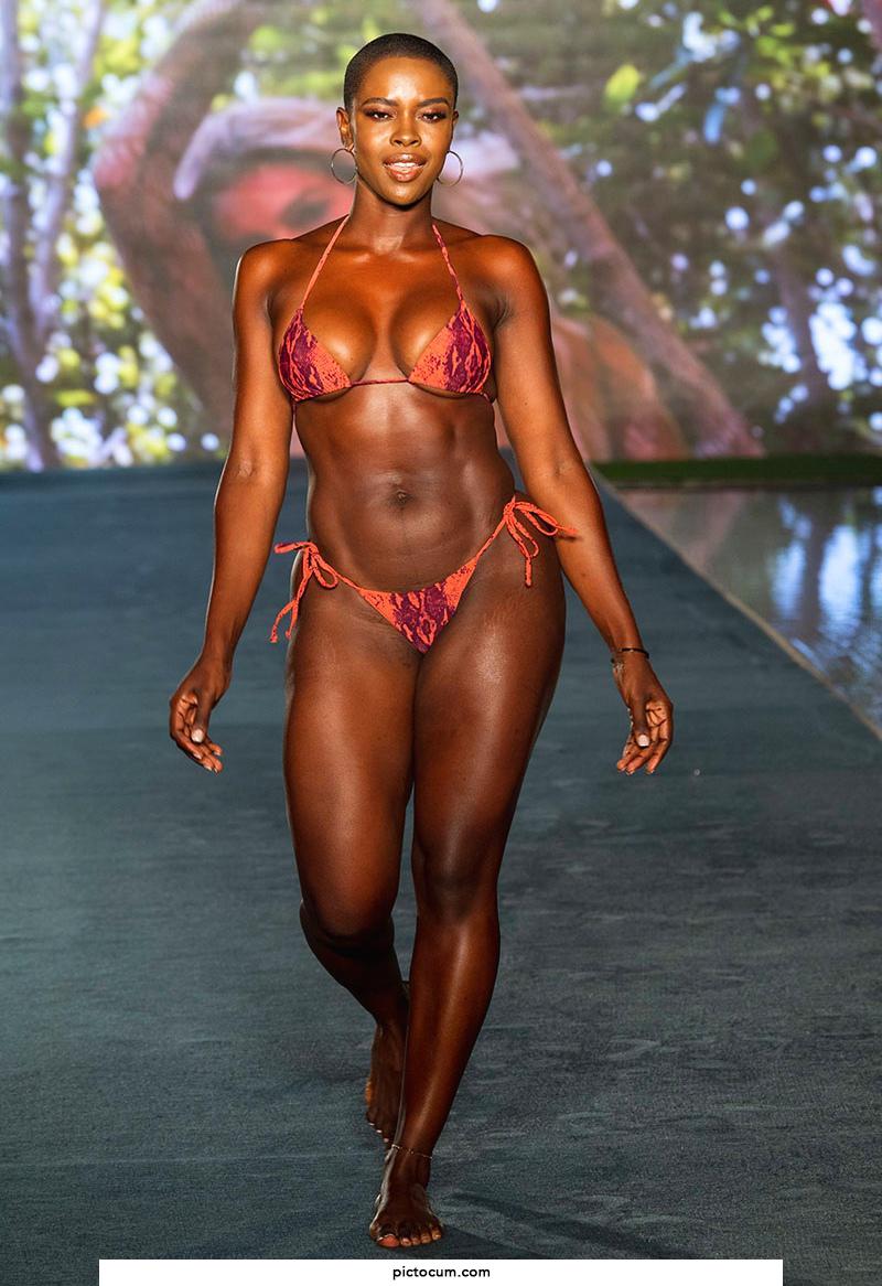 Saje Nicole's tummy looks so yummy