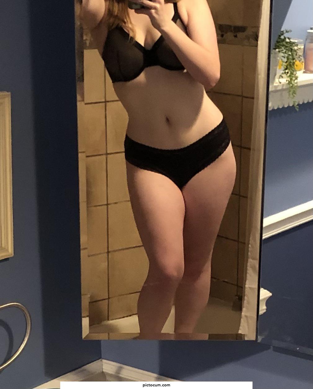 I love getting filled up over and over again just to feel it drip out and leave me soaked in cum 😩🤤🤤💦