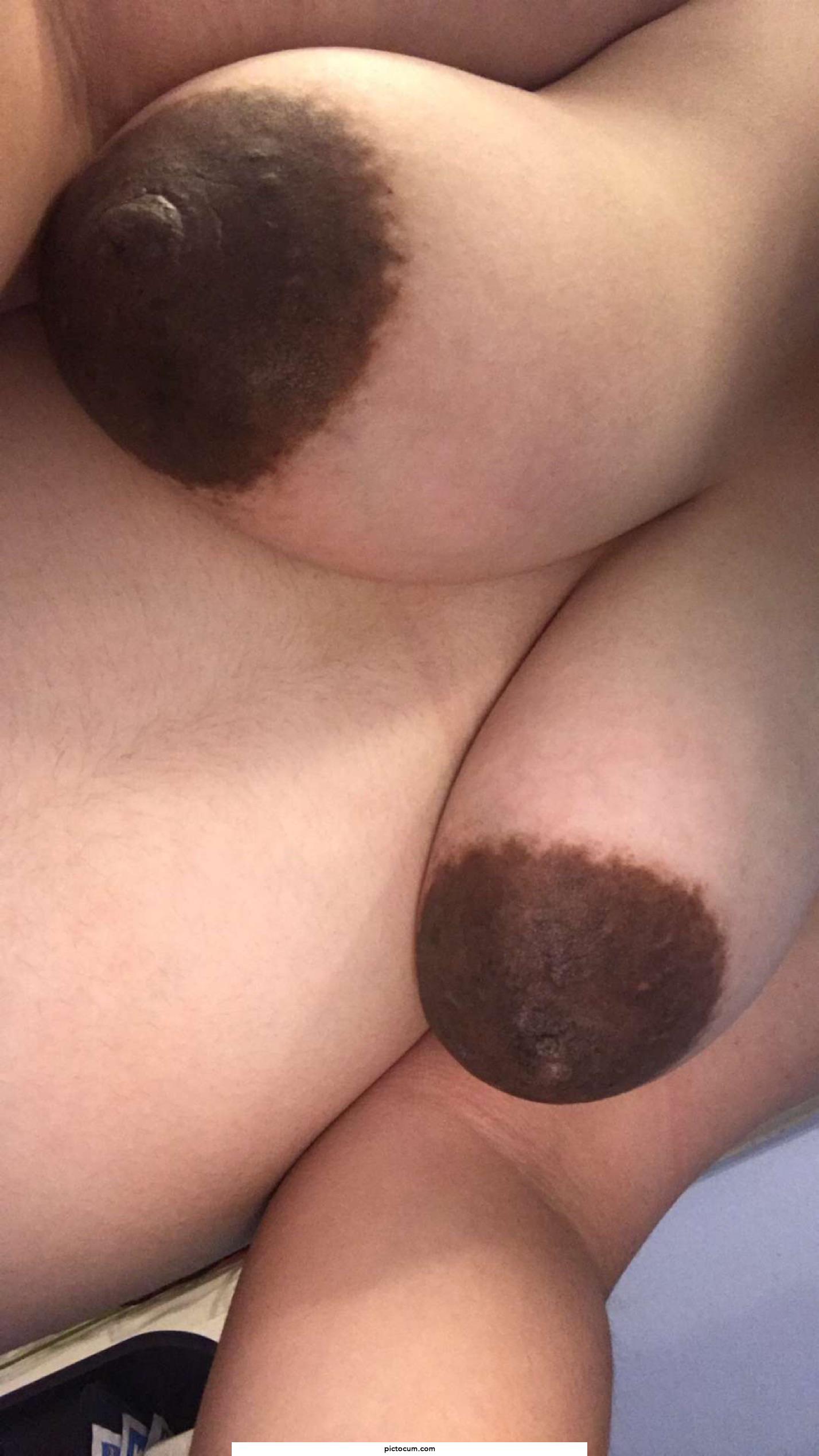 You like pregnant boobs?
