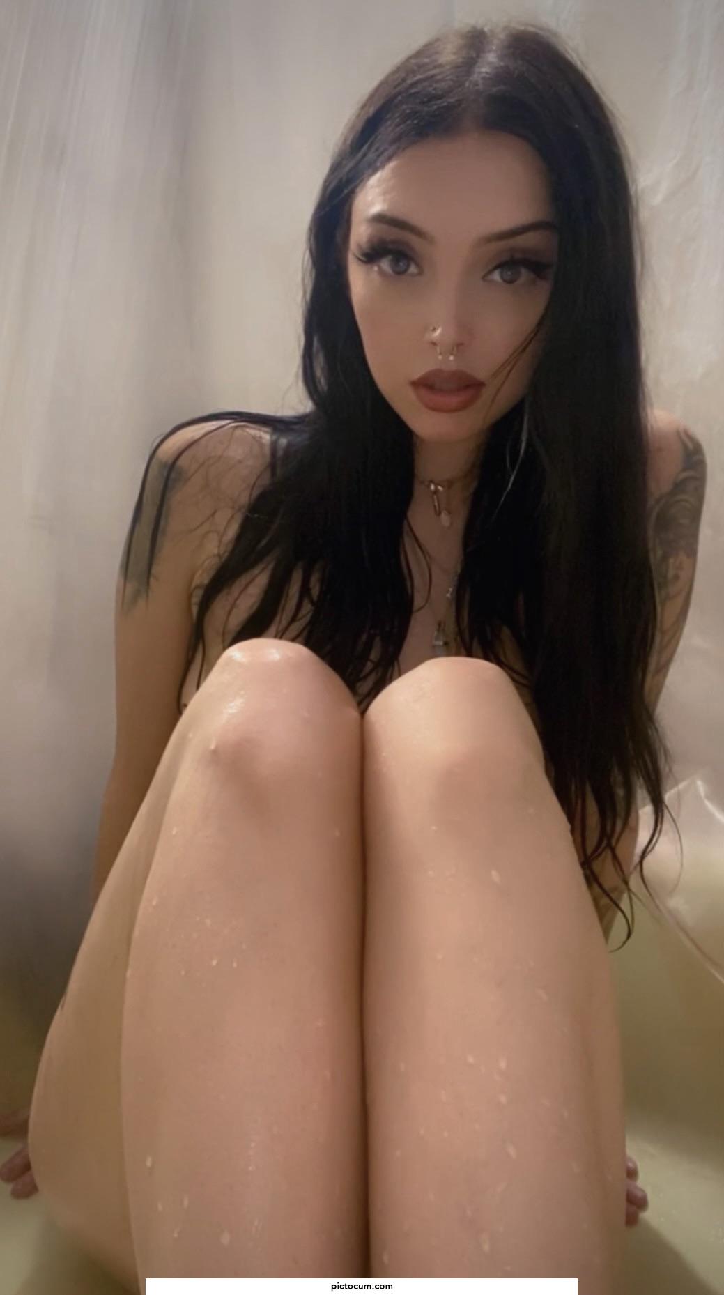 Come shower with me? 💕