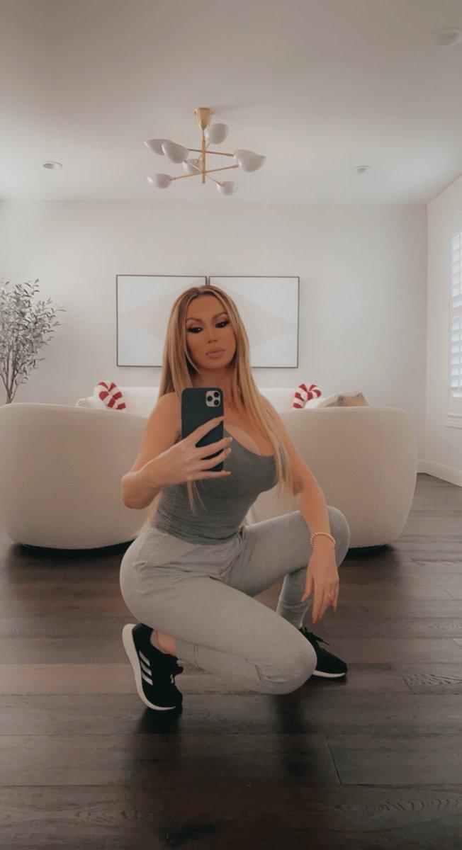 Nikki Benz
