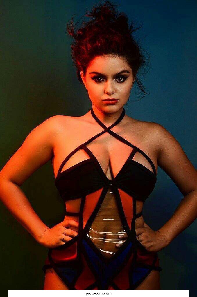 I want Ariel Winter to use me