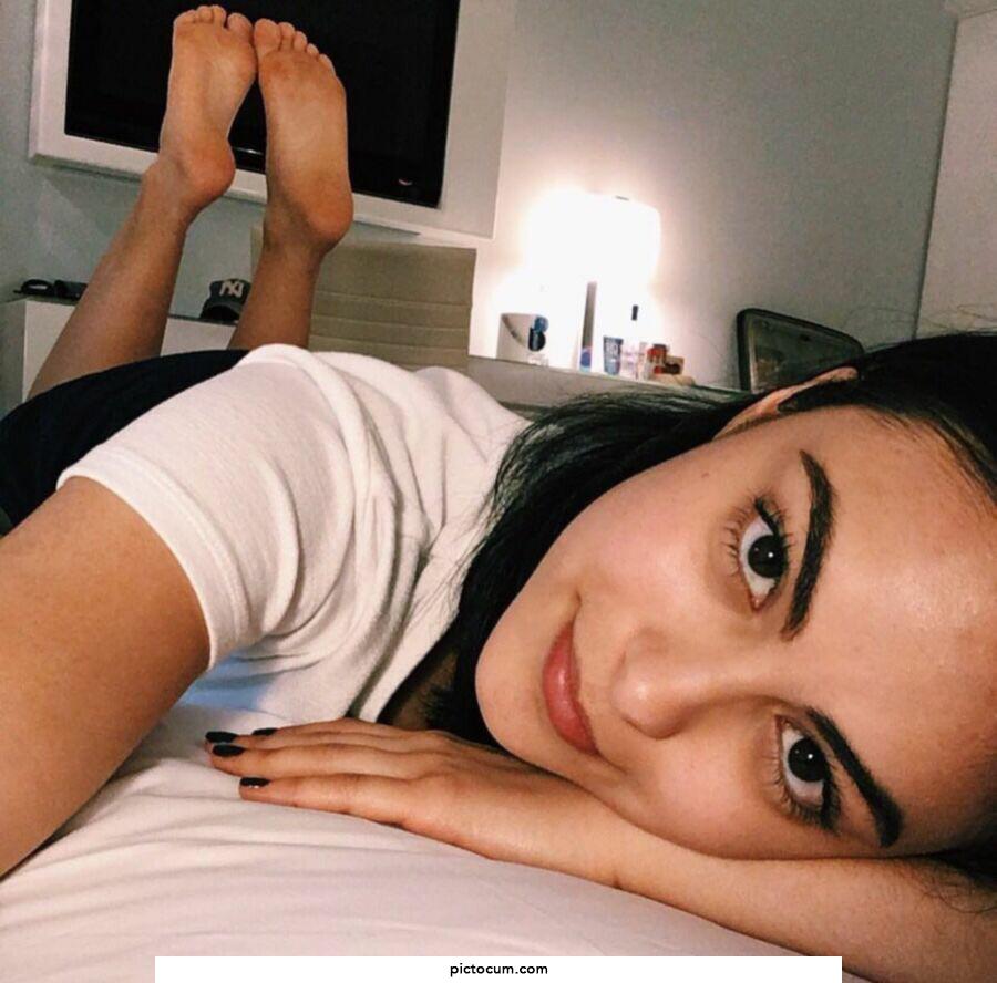 Camila mendes feet