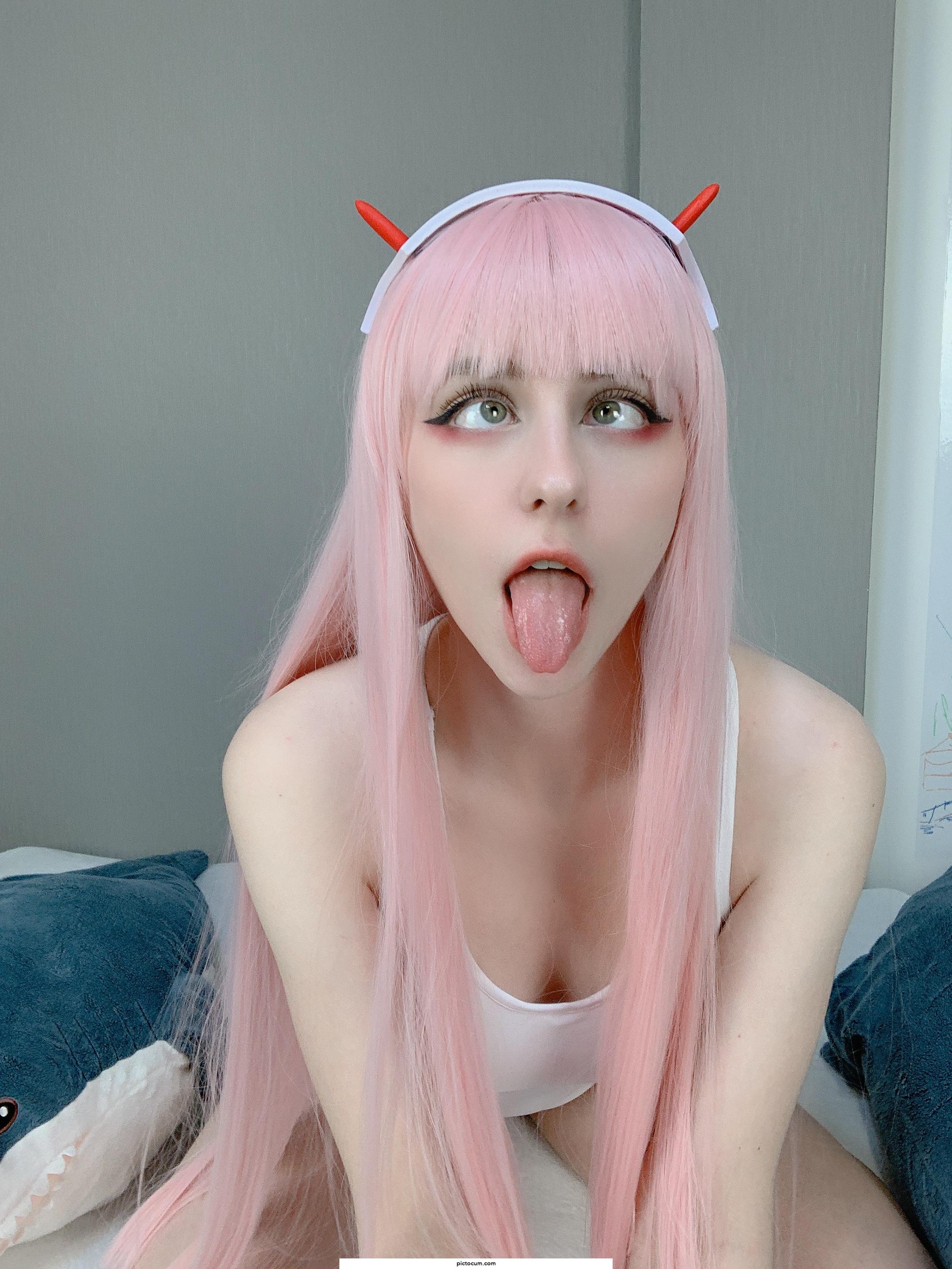 Zero Two ahegao