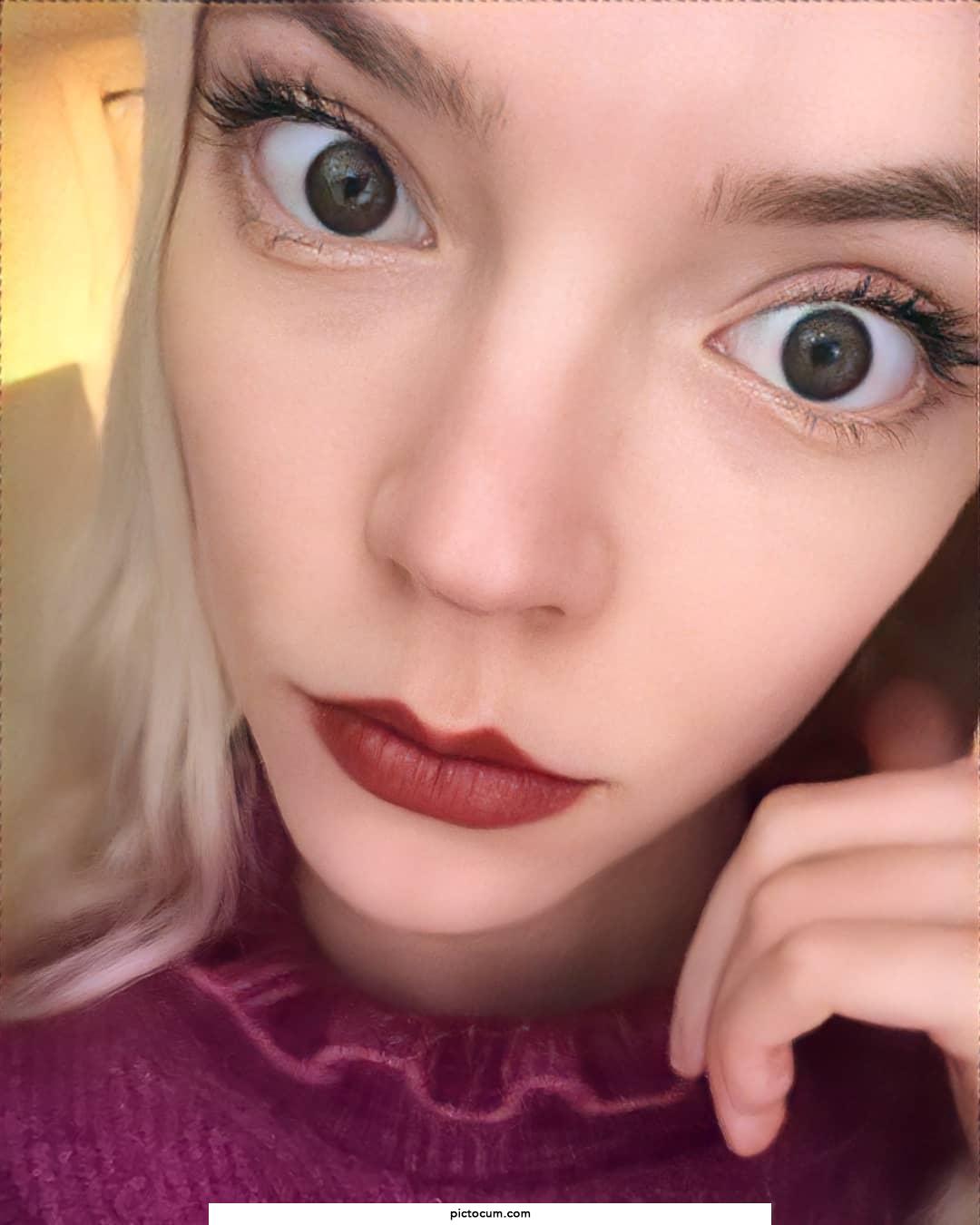 A blowjob from Anya Taylor-Joy would be heavenly! Just imagine it, this big gorgeous eyes looking at you while she's sucking your cock