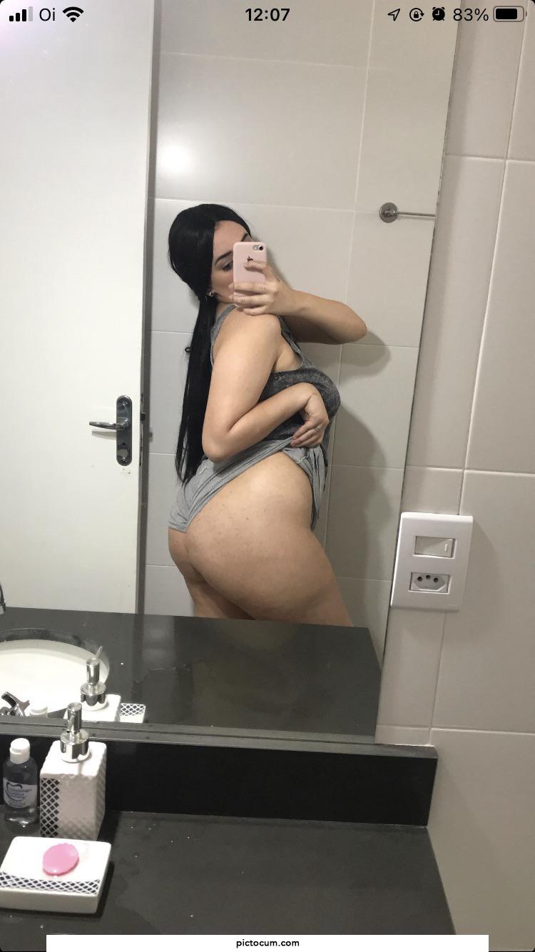 Do you think i'm innocent or naughty? 😇😈 18y