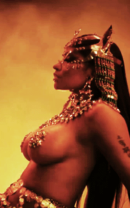I want to titty fuck Queen Nicki so bad and cum all over her chest 💦💦