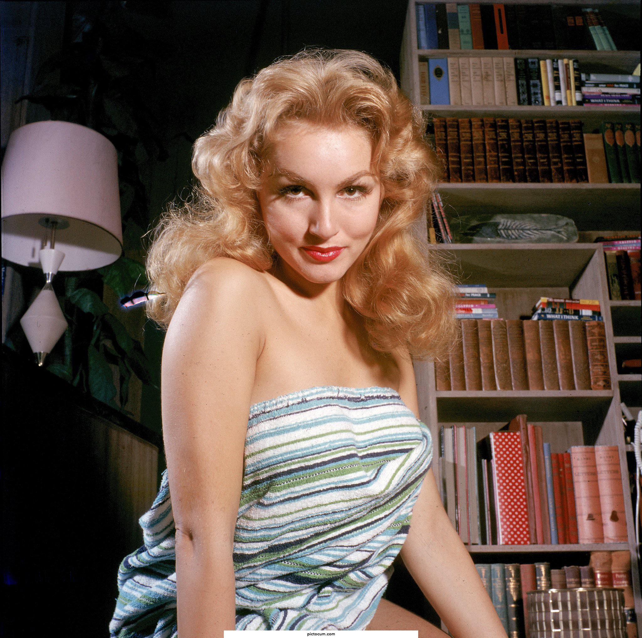 Julie Newmar 1958
