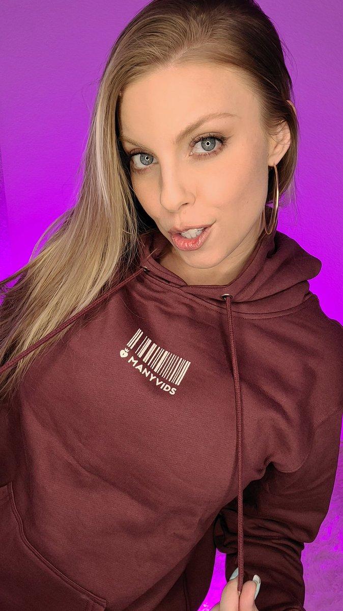 Britney Amber