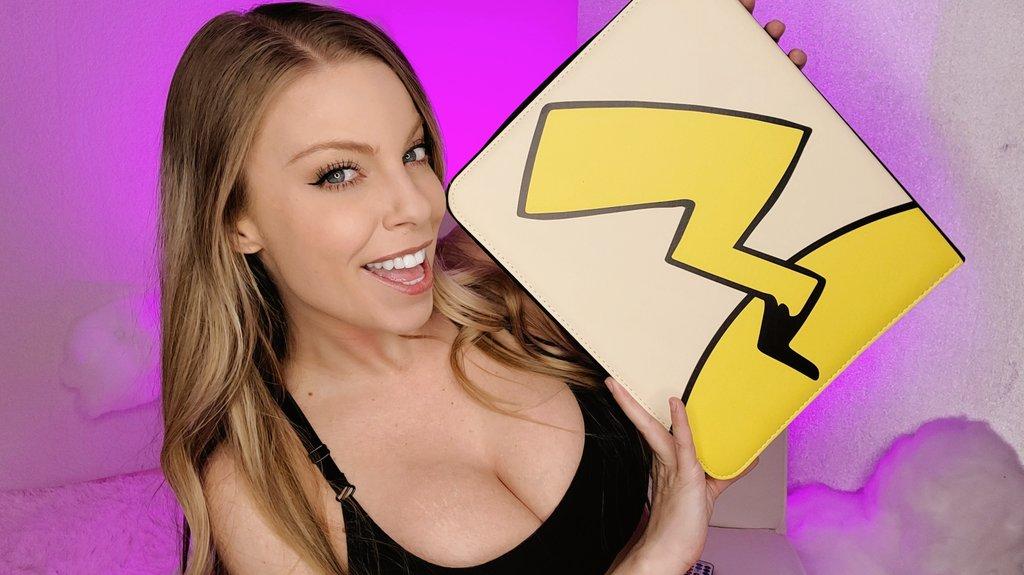 Britney Amber