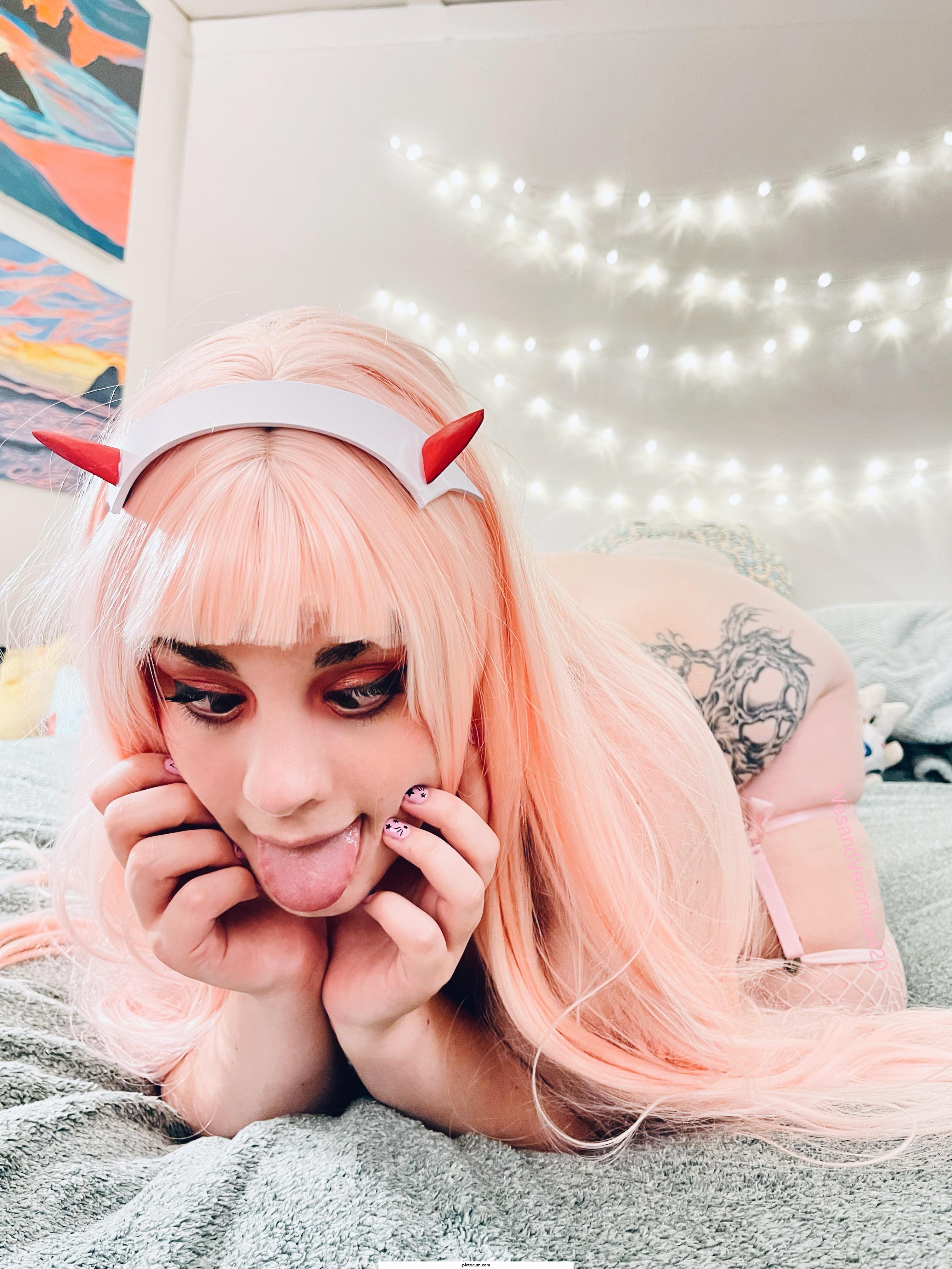 would you masturbate to my nudes if I ever sent you some ?