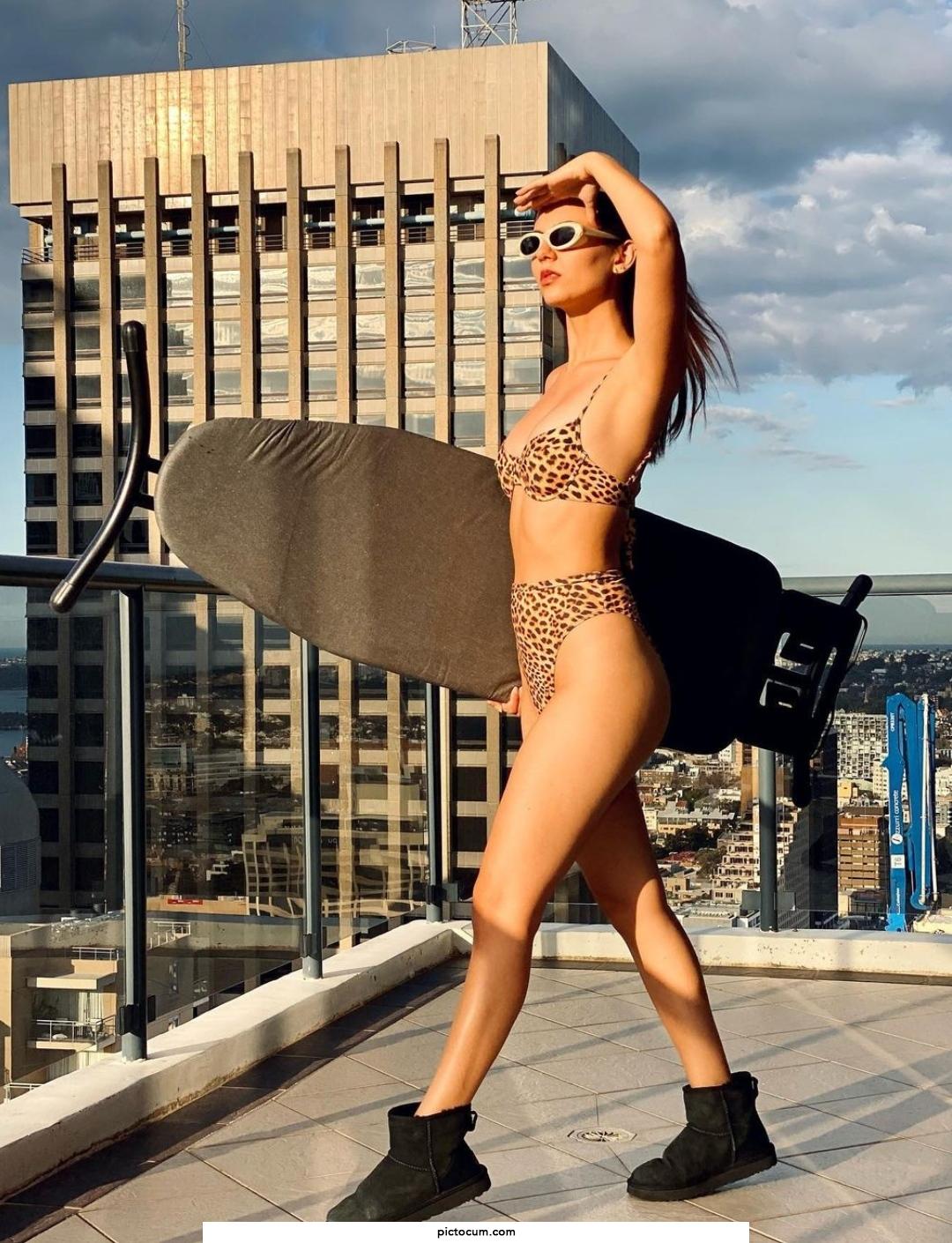 Victoria Justice Bikini 👙