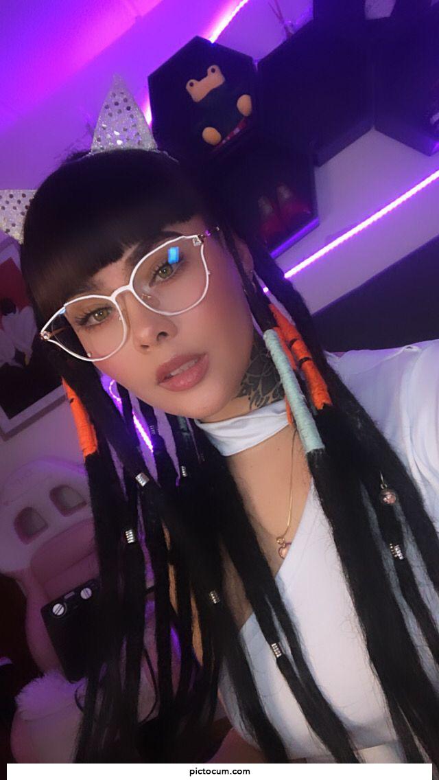 This kitty is online now 😍 camsoda.com/luupe