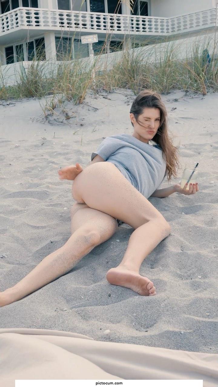 Amanda Cerny