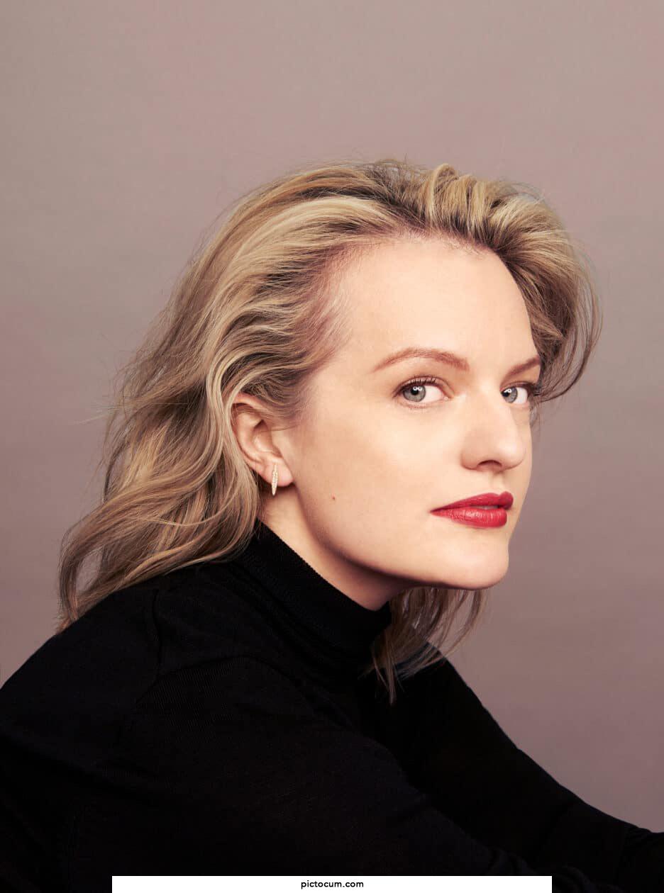 Elisabeth Moss’s lips are driving me wild