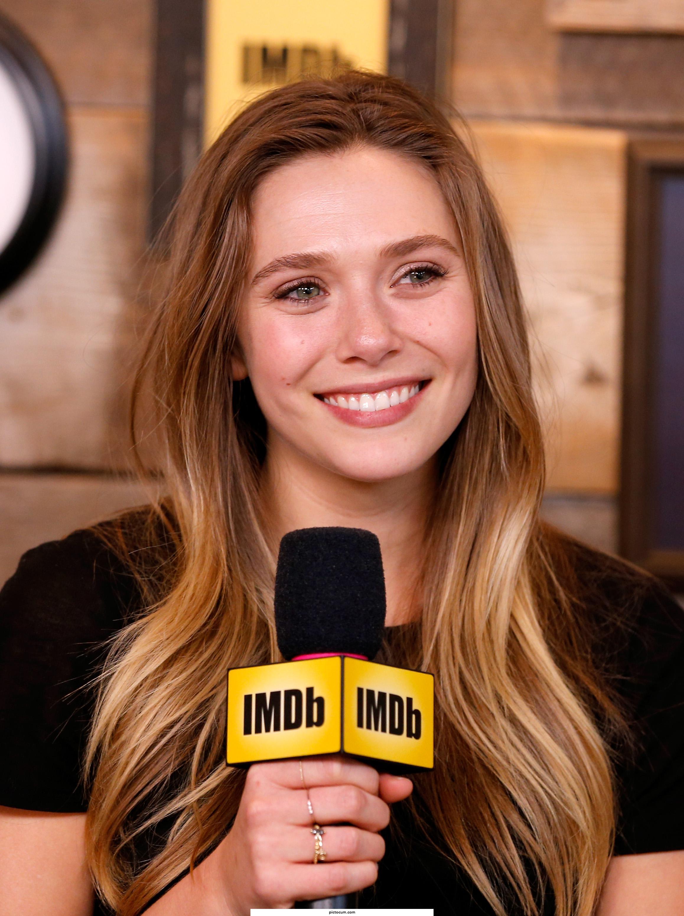 Wish it was my Cock What Elizabeth Olsen had in her Hand Instead of that Microphone. She Would Have Given me a Intense Handjob. She's so Fucking Gorgeous, Love her Cute Smile.
