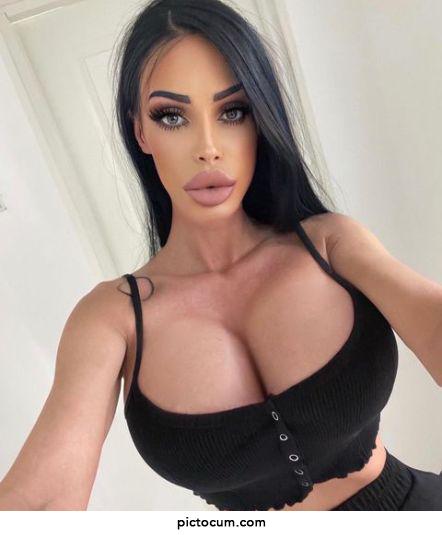 Perfect bimbo