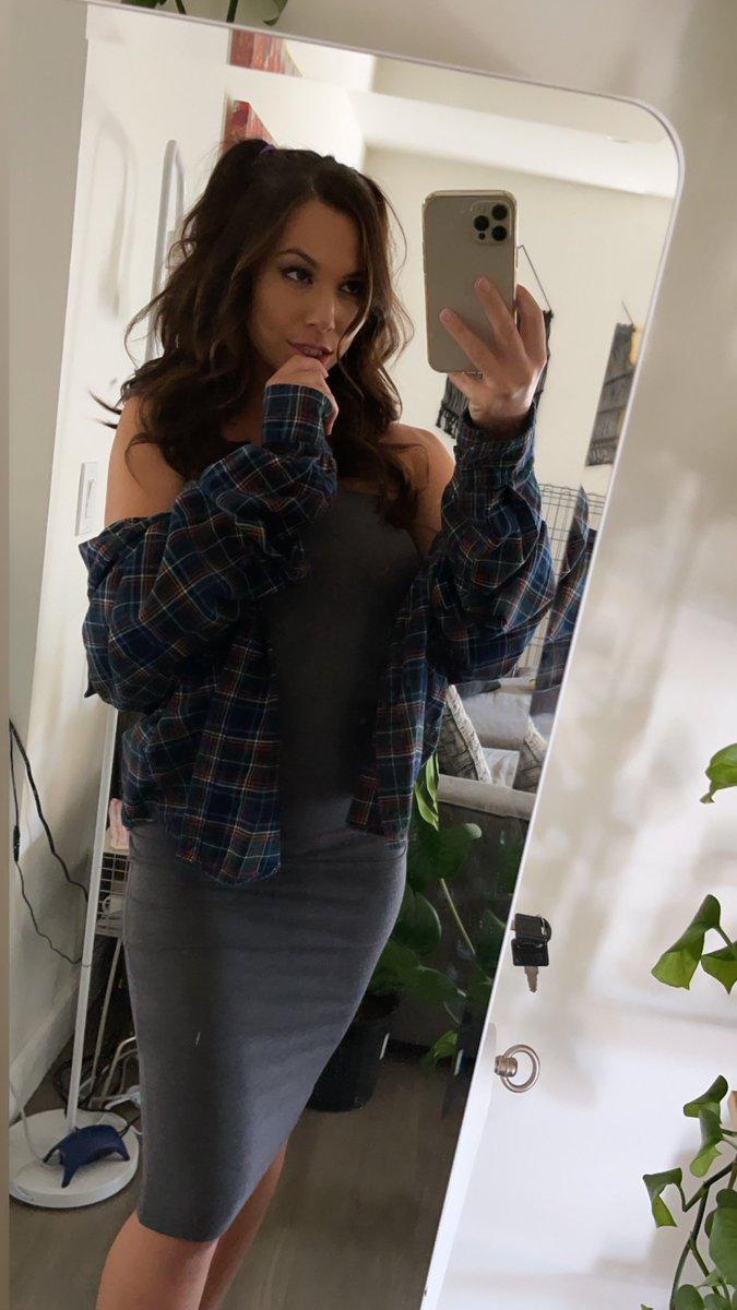 Aidra Fox
