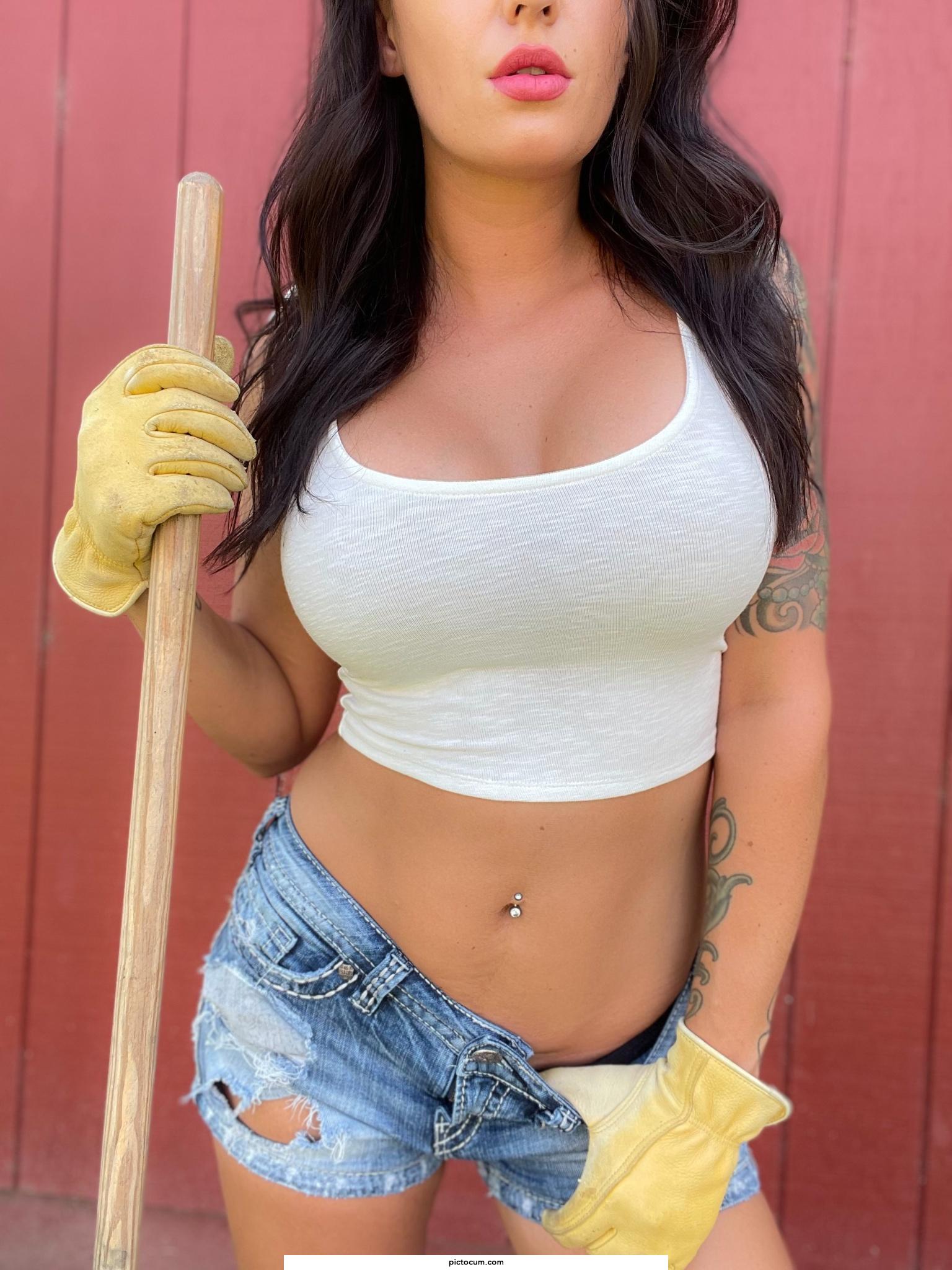 I’ll plow the fields, you can plow me 🤠🤠