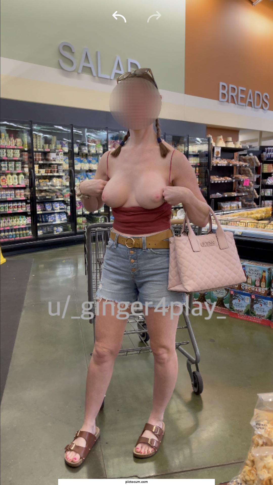 This is how a good little Milf shops