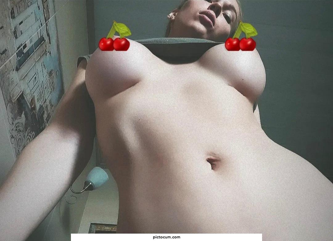 Meow🥰🍒