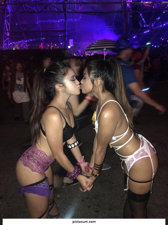Asian kisses
