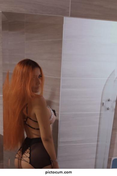 Who doesn't like a redhead with a big ass