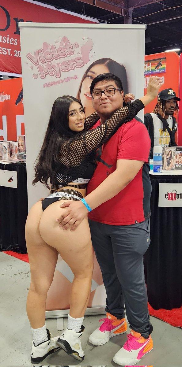 Fill all my holes with your cream