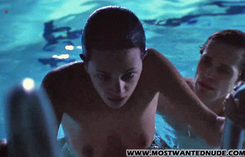 Asia Argento in New Rose Hotel
