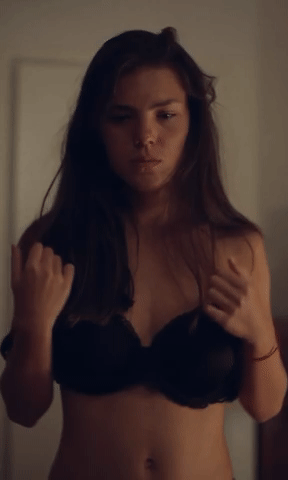 Jeanne Disson in french short movie « Les Petites Vacances »