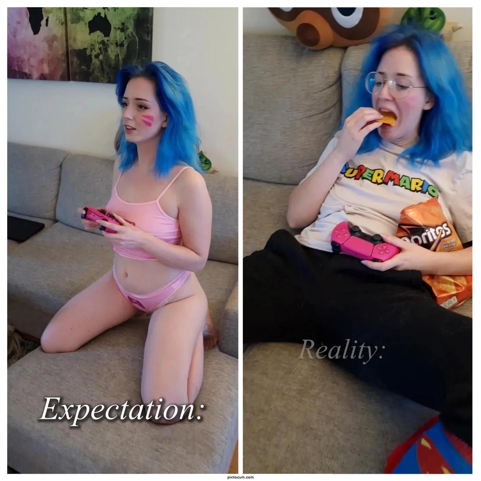 gamergirlfriend - expectation vs. reality