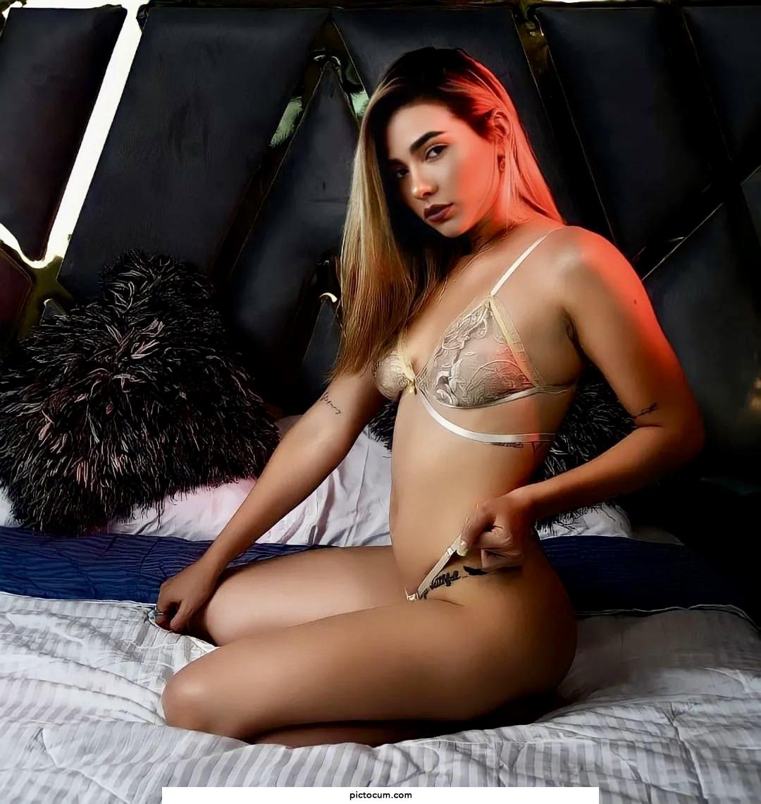 Would you fuck me raw? 🙊
