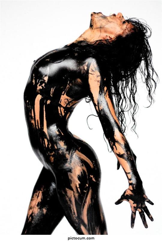 Michelle Rodriguez in nothing but paint!