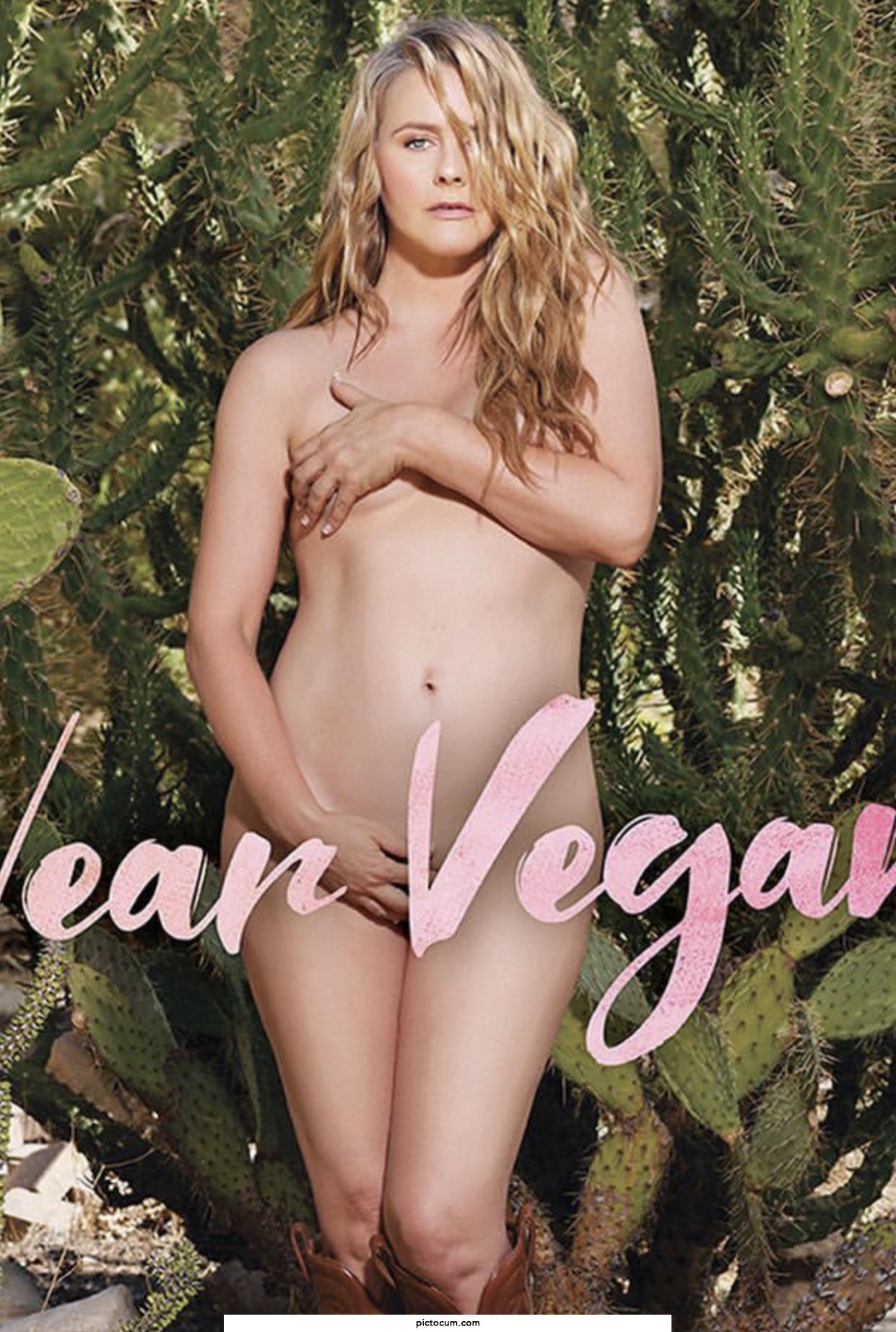 Alicia Silverstone