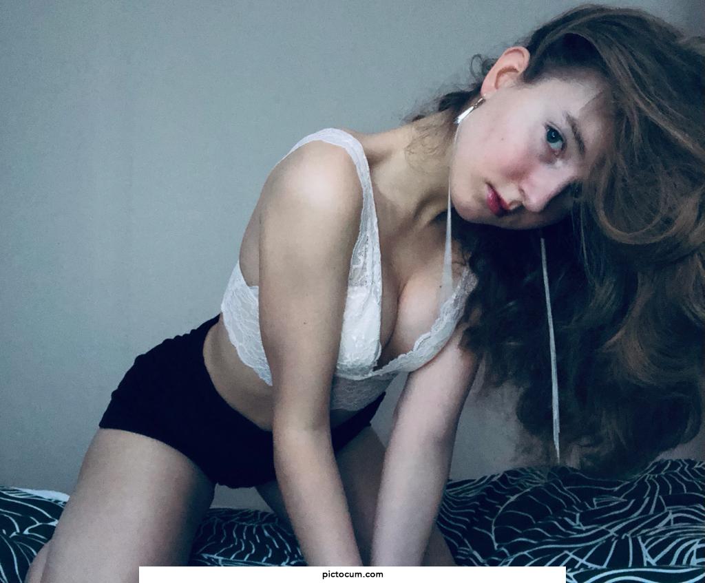 Want to share something with me?😘