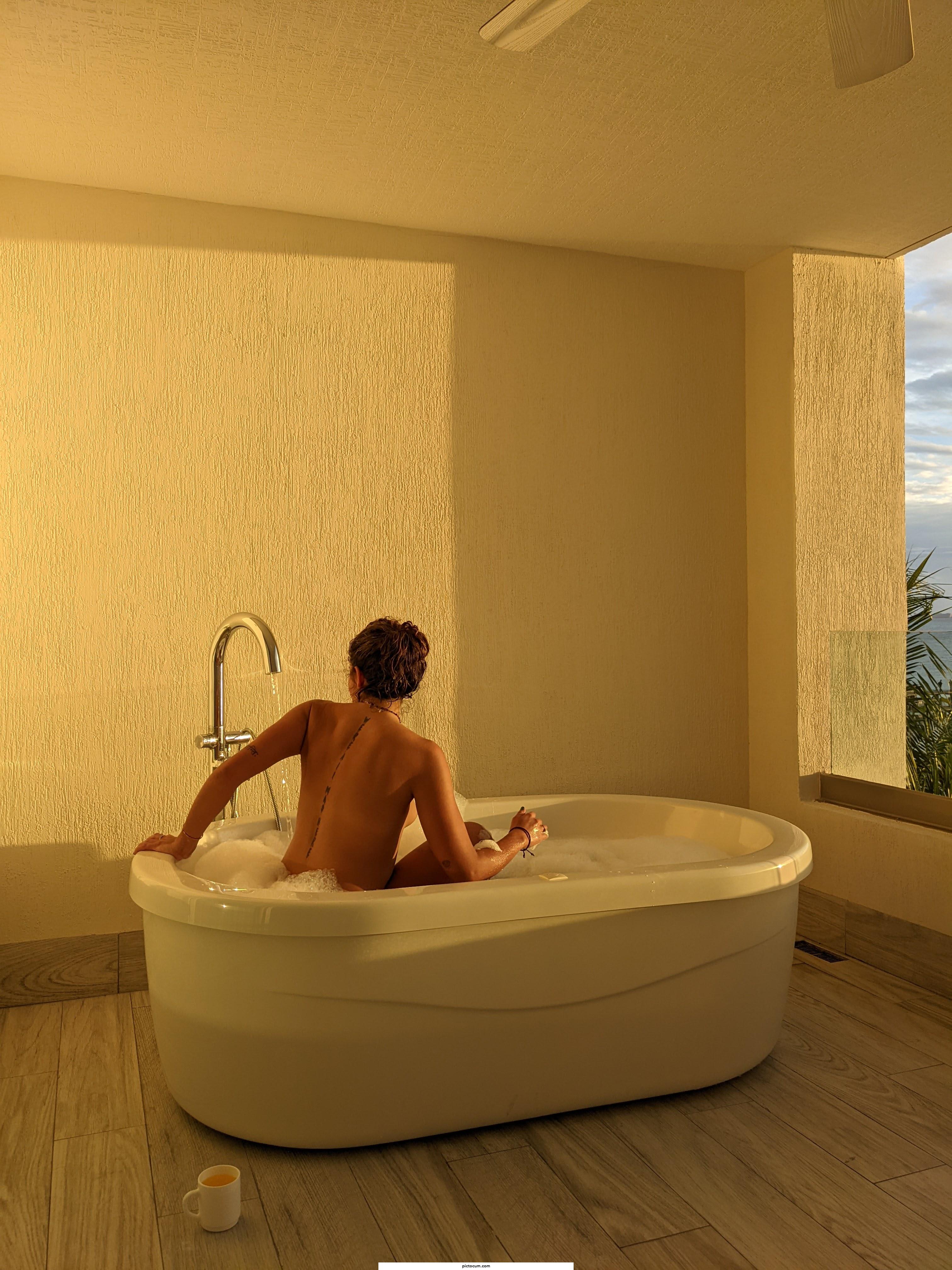 Would you take a bath with me here?