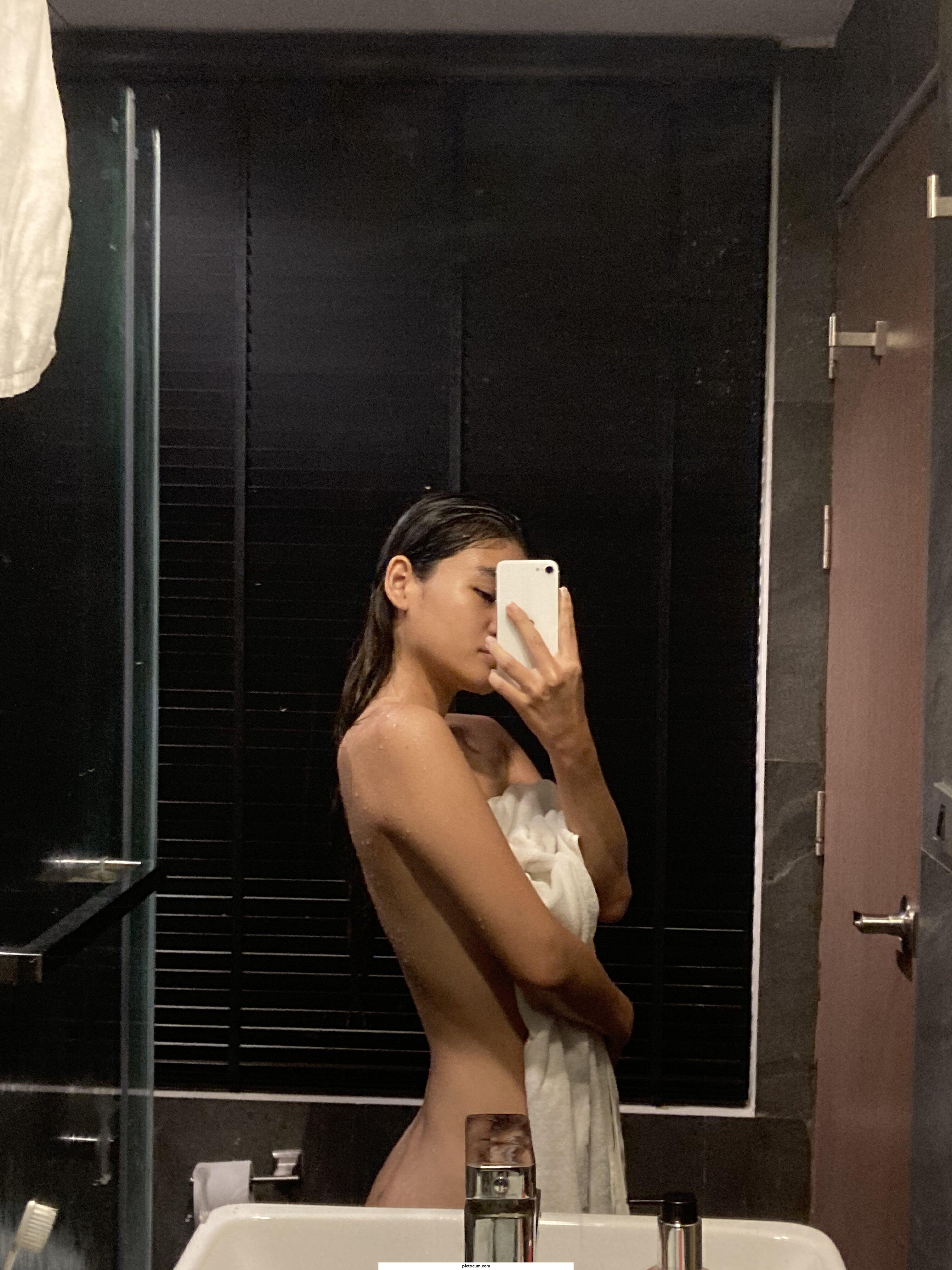what would u do for me to drop my towel? :o
