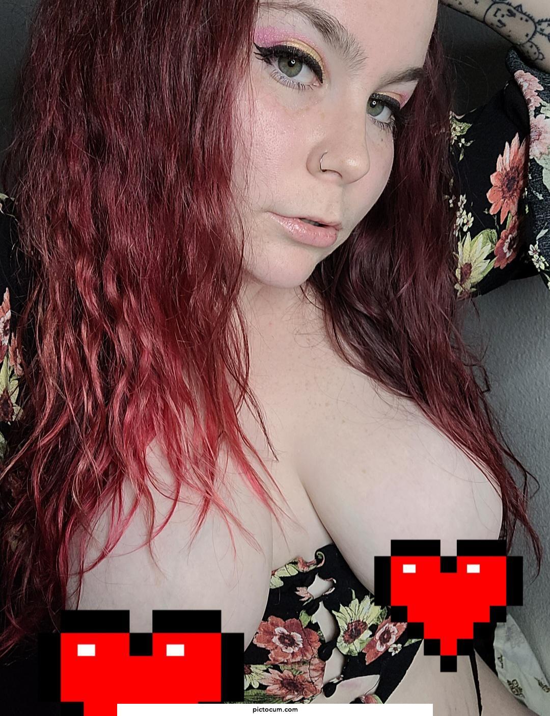 suck my titties 💕