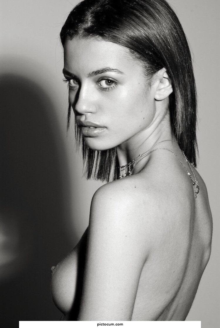 Elle Trowbridge