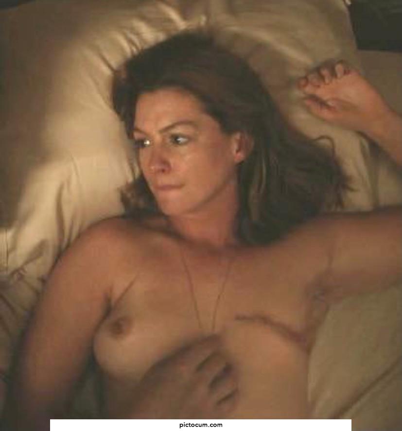 Anne Hathaway in The Last Thing He Wanted