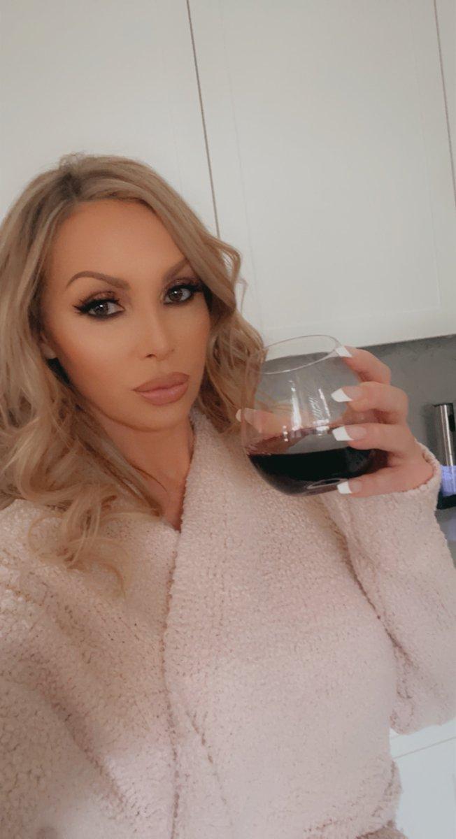 Nikki Benz