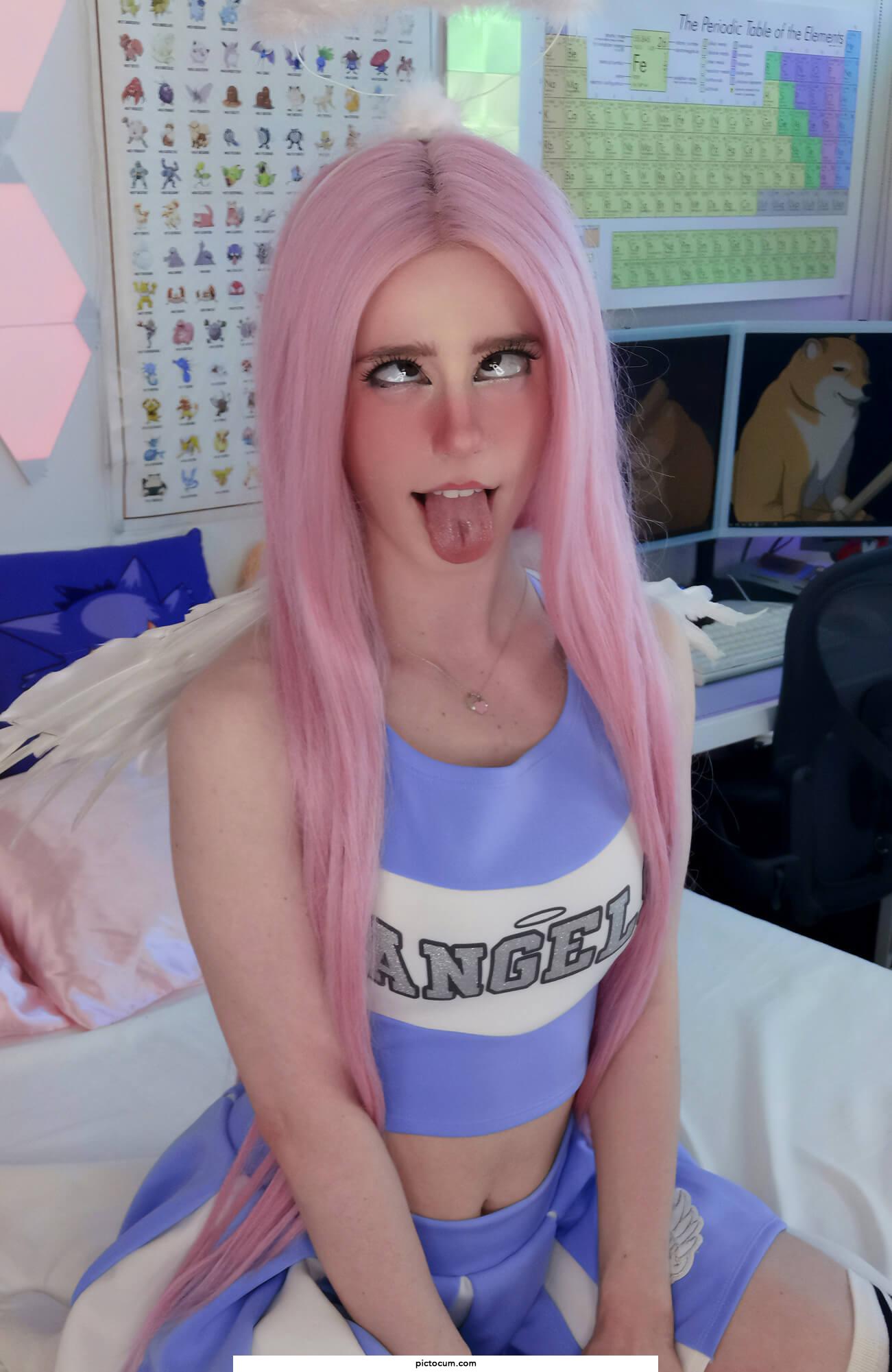 ur lil angel gamer is ready for you 😇💖