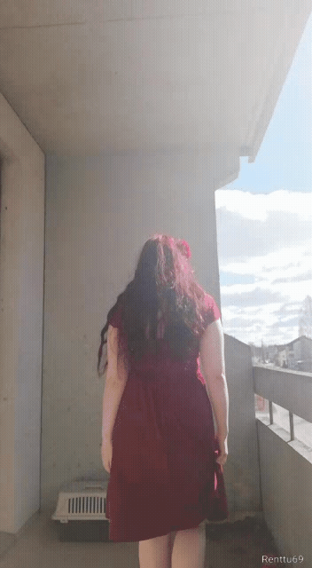 New dress, no panties