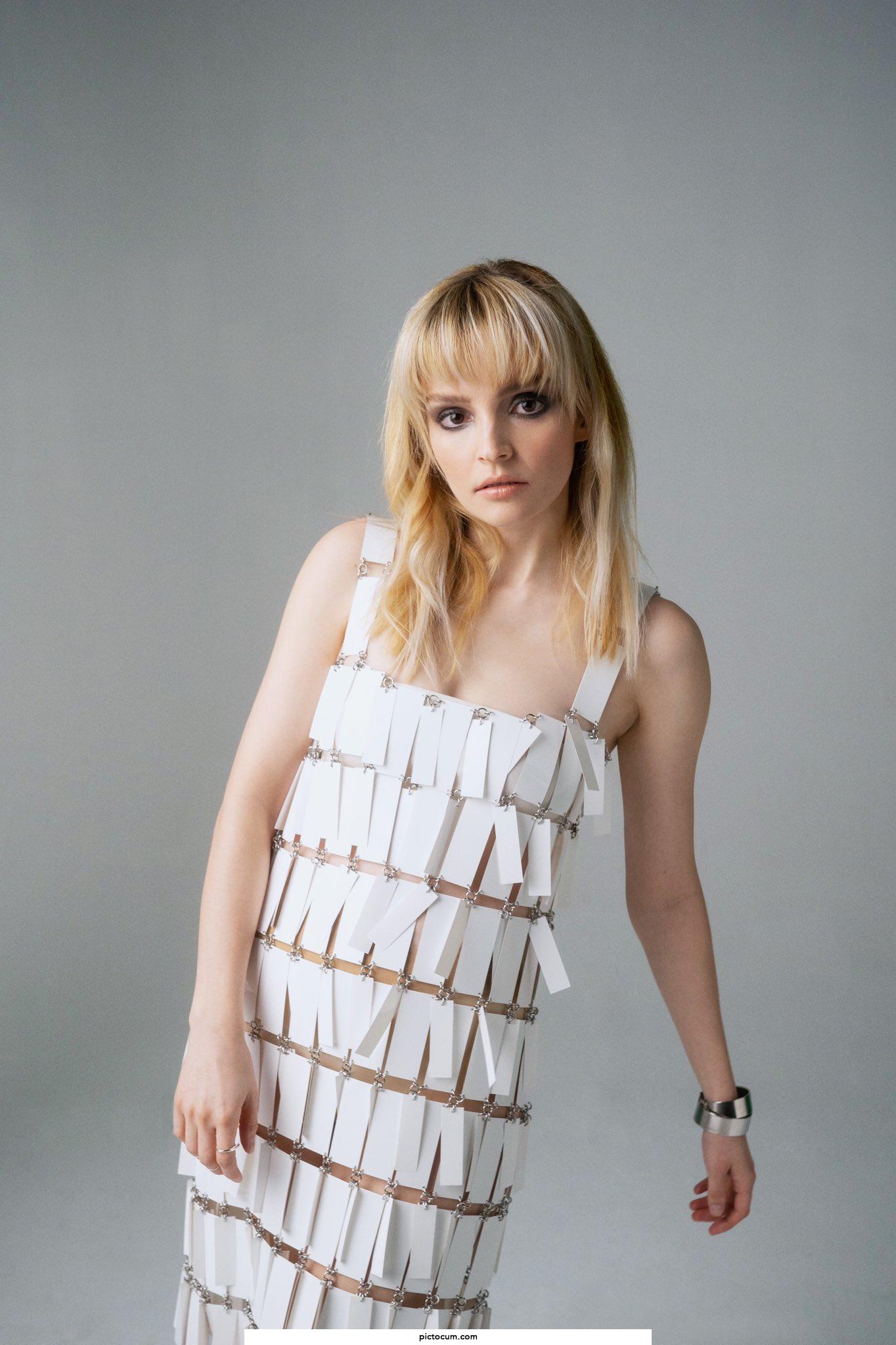 Lauren Mayberry in this dress