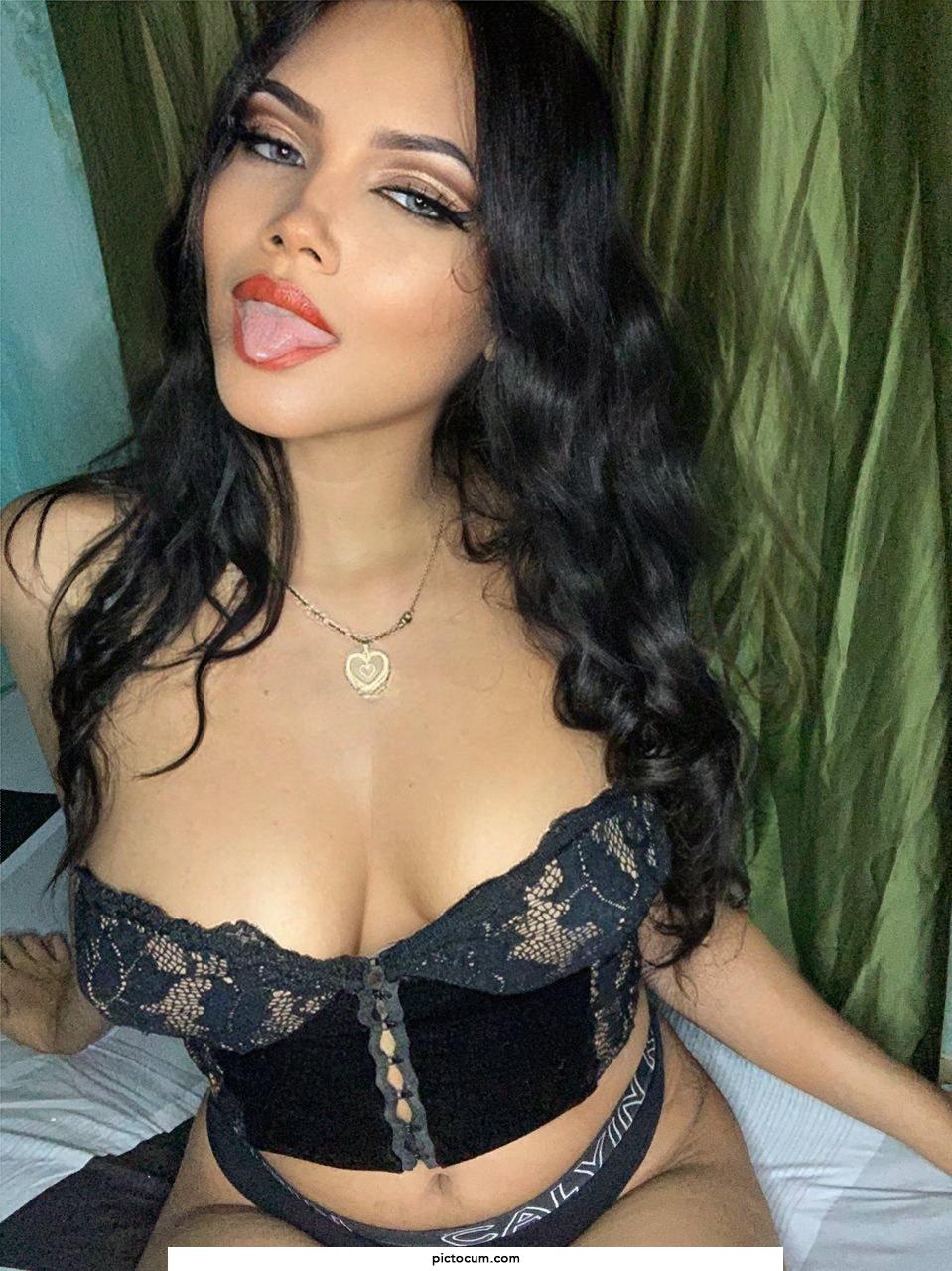 Feeling hot in my new lingerie ;)