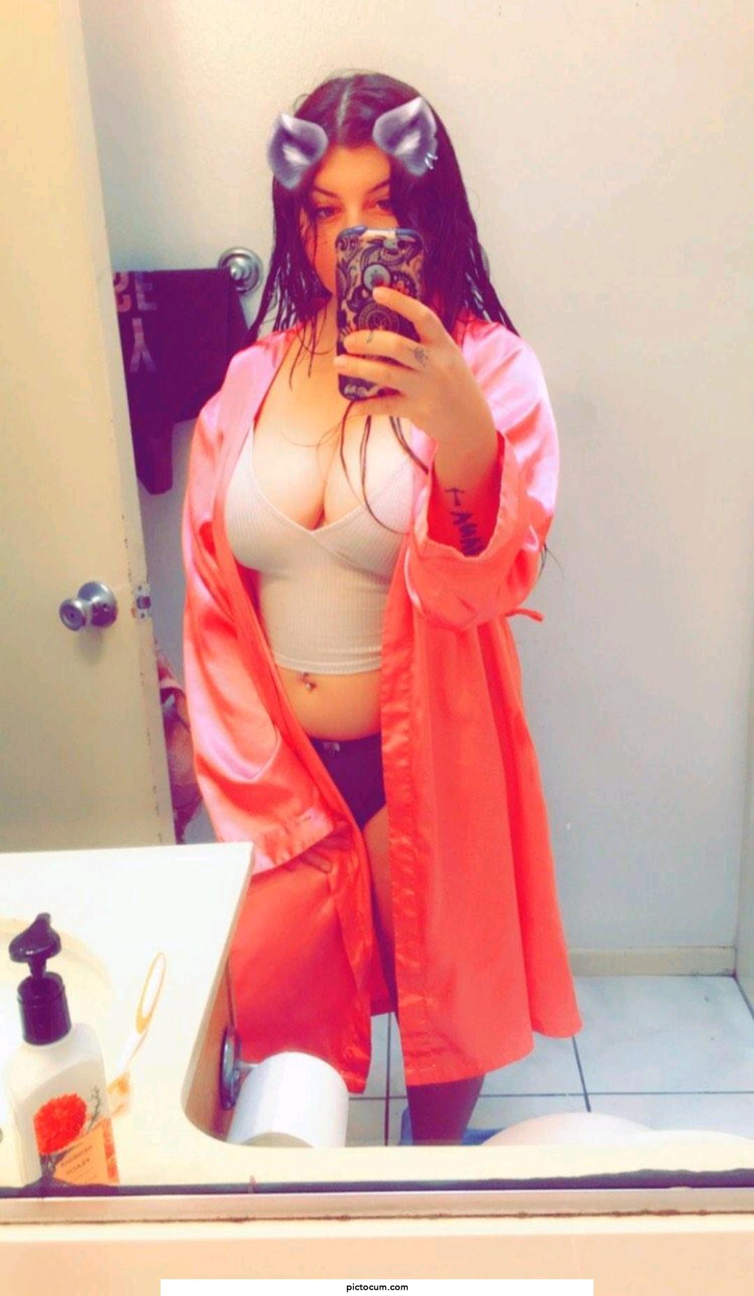 my girlfriend needs some real respectful hung dick to own her while I'm gone!🍆🤤😋😍🥰